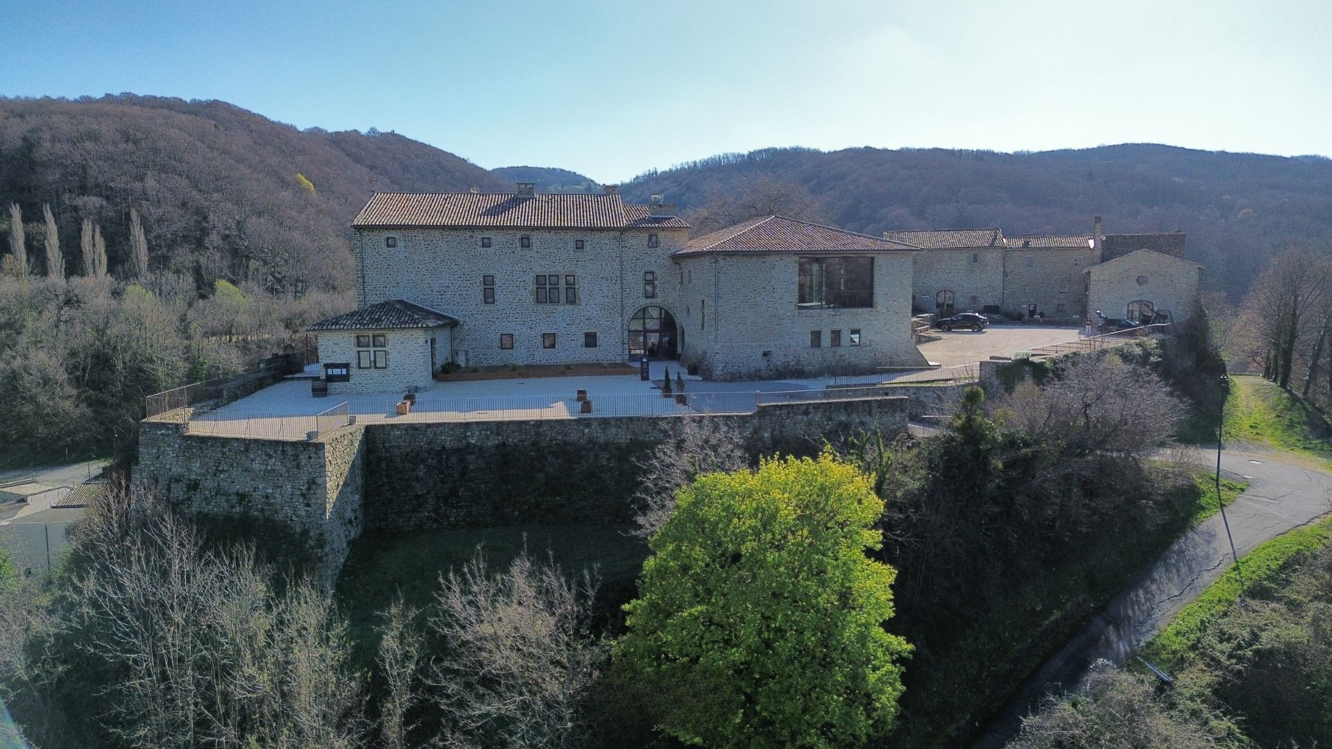 Château du Poët-Célard